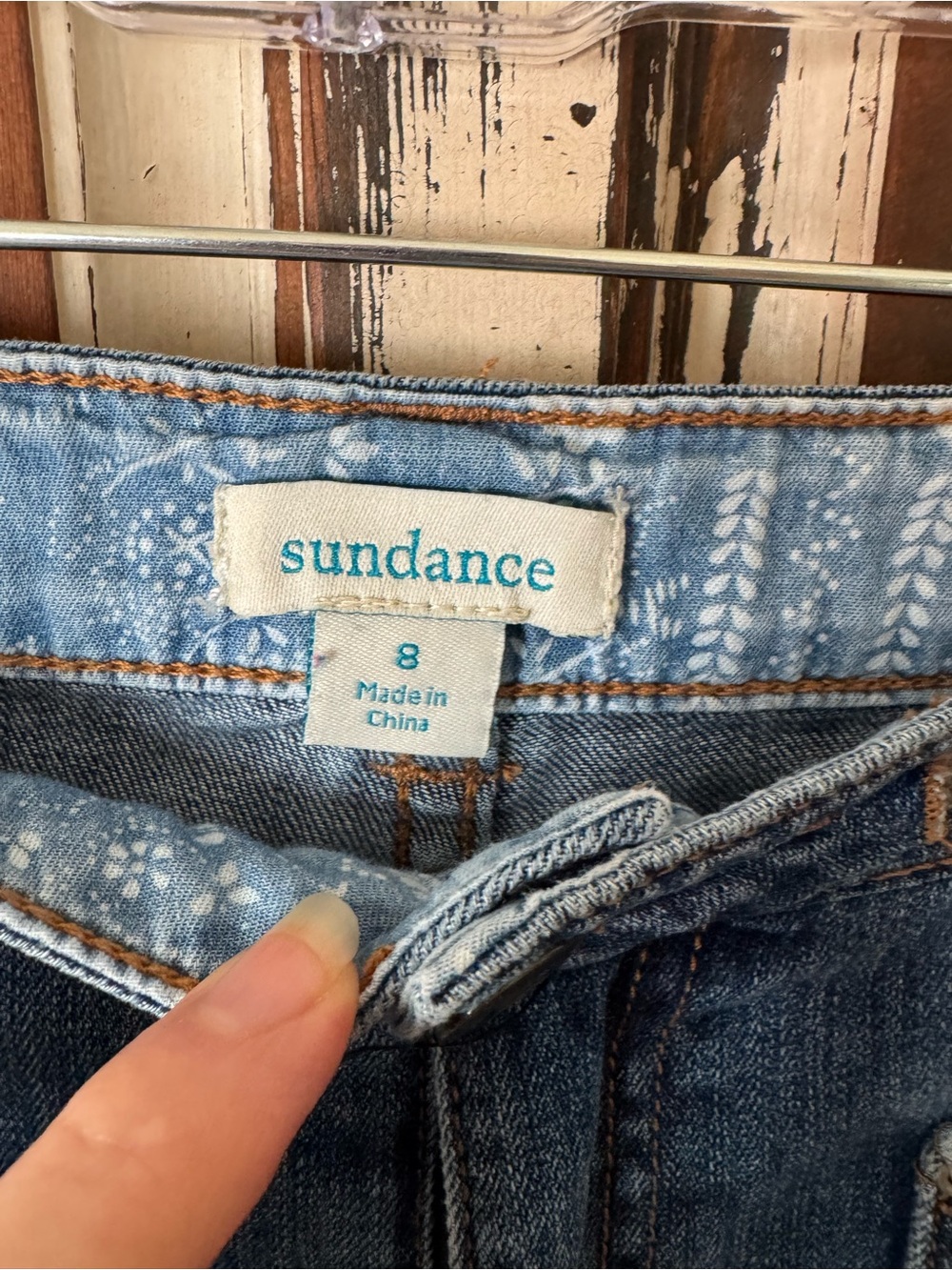 Sundance Relaxed Blue Denim Cropped Jeans- size 8 - Picture 3 of 7